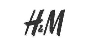 H&M是Erling Persson于1947年在瑞典创立的服饰品牌。如今，H&M在全世界有1500多个专卖店销售服装、配饰与化妆品，H&M横扫欧洲街头，得力于公司兼顾流行、品质及价格的三合一哲学，以及积极扩张的政策。